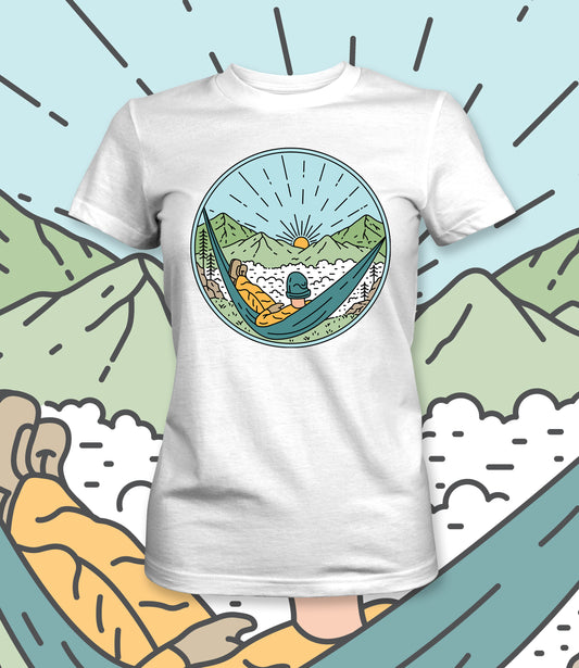 Pogled s' ljuljaške Bela Majica - Akcija 🔥